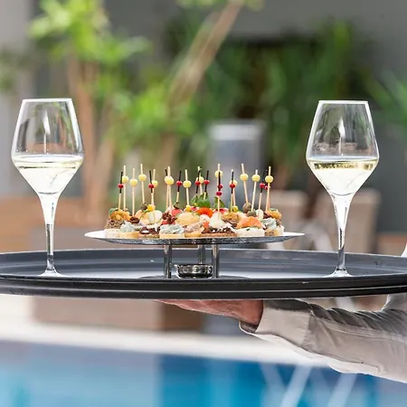 Hotel Grand Pasha & Casino 5*