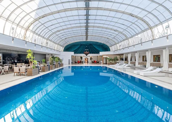 Grand Pasha & Casino 5* Nikósie